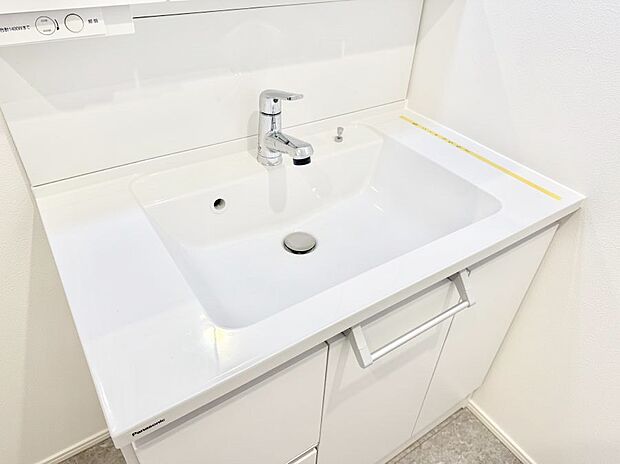 ■手洗いや顔を洗う時も快適に使える便利なシャワー