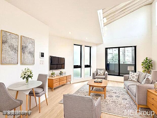 ■陽ざしが射し込む明るいLDKは家族でのんびり寛げます