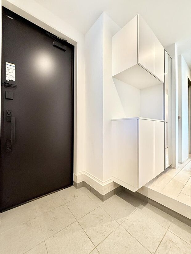 ■ シンプルで美しく、快適な暮らしの入り口