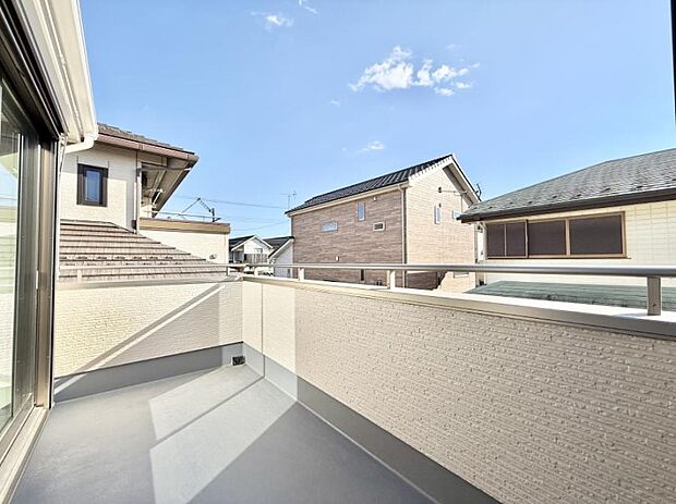 ■お洗濯物がよく乾く陽当たり良好のバルコニーです！  