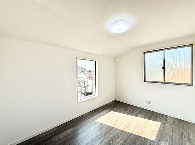 ■心地よい雰囲気が漂う落ち着いた空間