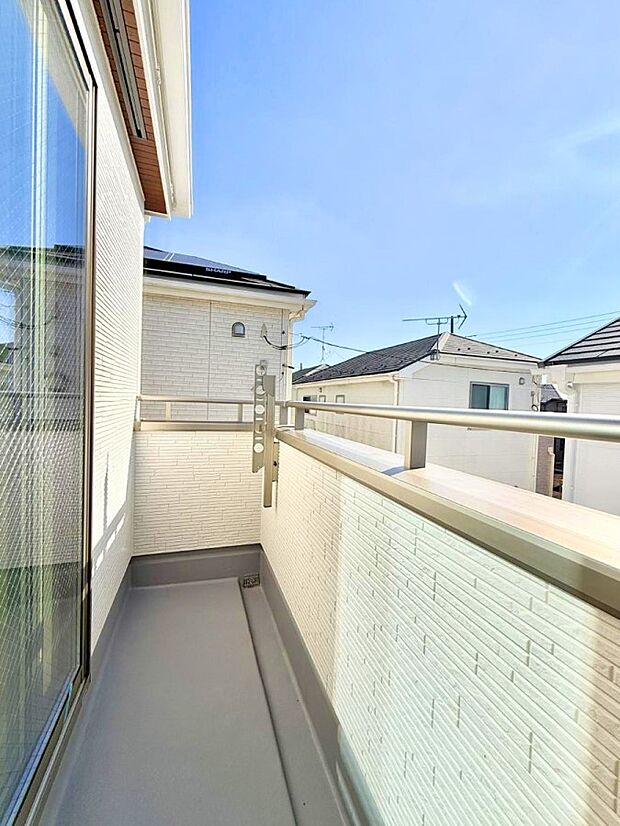 ■ 季節の移ろいを感じられる開放的な空間です