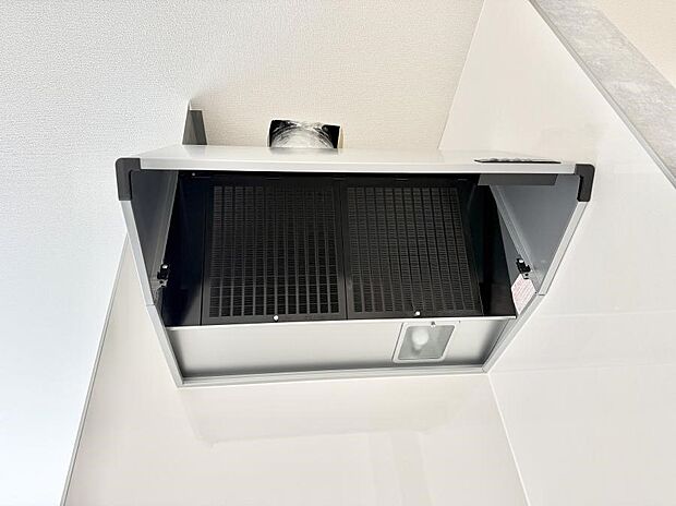 ■調理時の蒸気や匂いが換気扇に誘導され、効率的に排煙ができます。