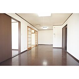 エフハウス II 1階3LDKのリビング/ダイニング