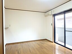 SST 2階1Kのリビング/ダイニング