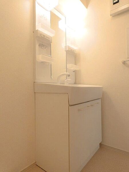 apartment 栃木県宇都宮市東塙田２丁目2-17