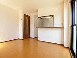 エコーハイツ桜 C 2階1LDKのリビング/ダイニング