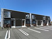 グランディパレスB 1階 築16年8ヶ月の賃貸物件