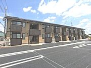 ロイヤルテラス A 1階 築8年10ヶ月の賃貸物件