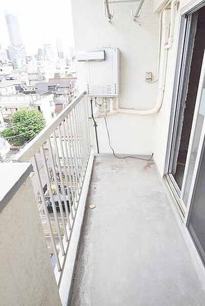 apartment 東京都新宿区百人町２丁目
地図を見る