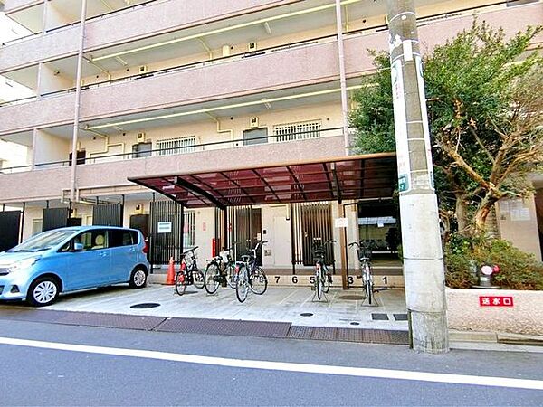 駐輪場付で、通勤・通学・お買い物など自転車をご利用いただけます。