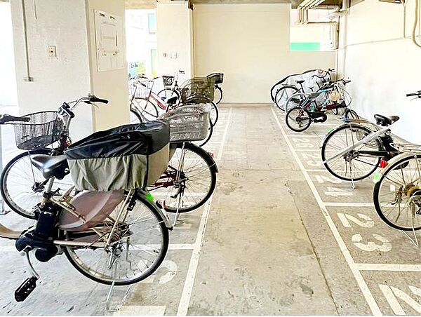 駐輪場付で、通勤・通学・お買い物など自転車をご利用いただけます。