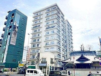 外観:太陽に愛され、陽当り・通風に優れた魅力的で快適さを追求したマンションです。ここに住むからこそ意味がある。そんな特別感に浸りながら、毎日をお過ごしして欲しいです。 外観:太陽に愛され、陽当り・通風に優れた魅力的で快適さを追求したマンションです。ここに住むからこそ意味がある。そんな特別感に浸りながら、毎日をお過ごしして欲しいです。