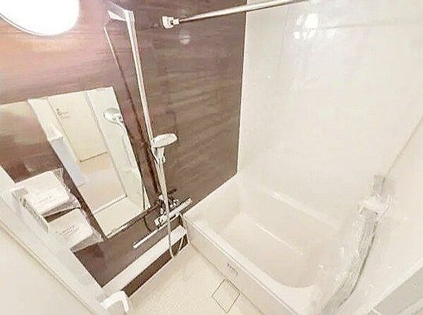 1日の疲れを取り心身を癒すことができる住まいの中のリラクゼーション空間。心からゆったりと寛いでいただけるよう、ゆとりのスペースを確保しております♪