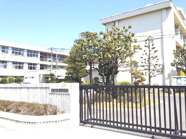 【中学校】熊谷東中学校まで1354ｍ