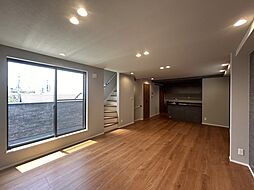 角地の戸建て「世田谷区赤堤」Newhouse