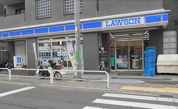 ローソン下馬4丁目