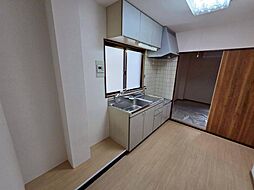 コーポ田中 402 4階1DKのリビング/ダイニング