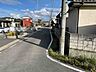 外観：前面道路含む現地写真
