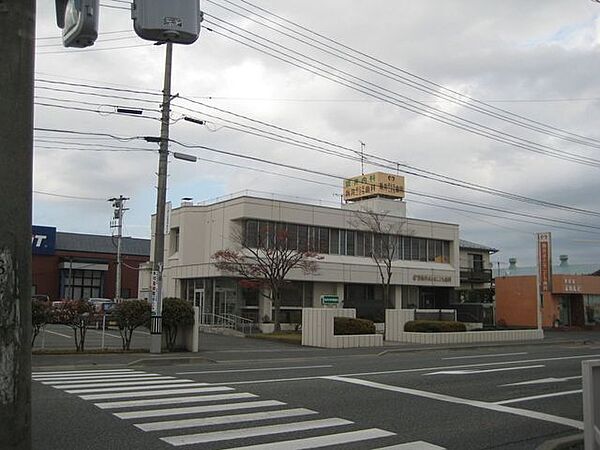 坂井内科胃腸科医院 310m