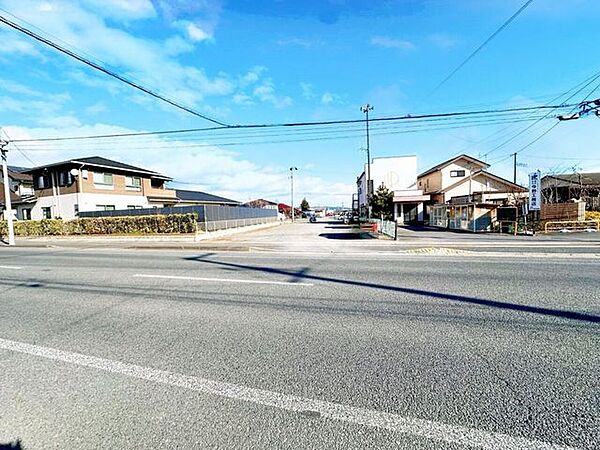 前面道路含む現地写真
