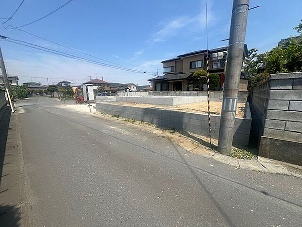 前面道路含む現地写真
