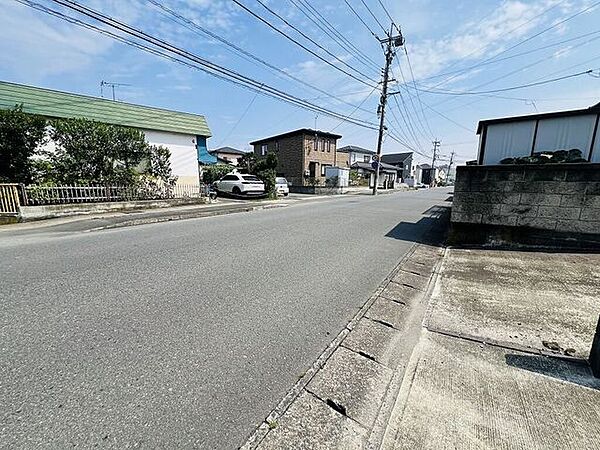 前面道路含む現地写真