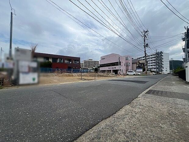 前面道路含む現地写真