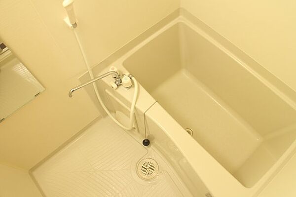 画像4:落ち着いた空間のお風呂です