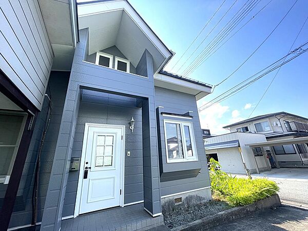 detached 山形県東村山郡中山町大字長崎
地図を見る