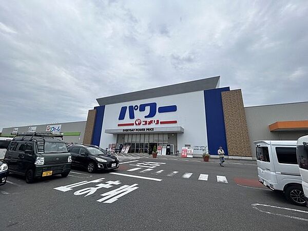 コメリパワー　栗東店 月-土曜日：6:30～20:00日曜日：9:00～20:00※本館9:00～20:00/資材館6:30～20:00（日以外）DIYから日用品まで頼れる品揃えの大型ホームセンター…