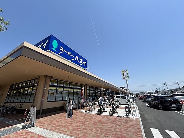 スーパーハズイ 守山店魚の行商から始まり滋賀県草津市を拠点に創業70年を迎えるハズイが、守山市に新店舗オープン。 2940m