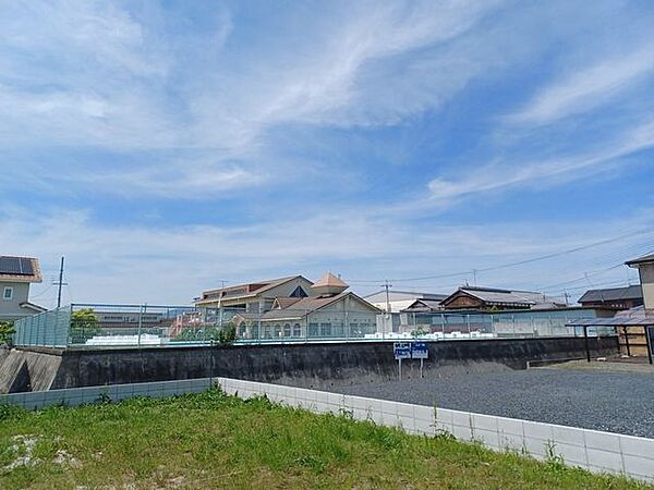 玉津幼稚園 1010m