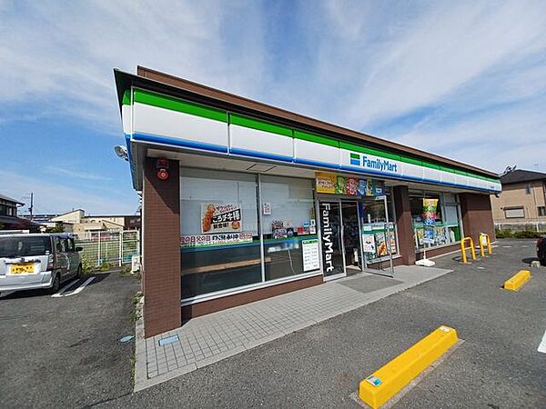 ファミリーマート 守山金森町店 790m