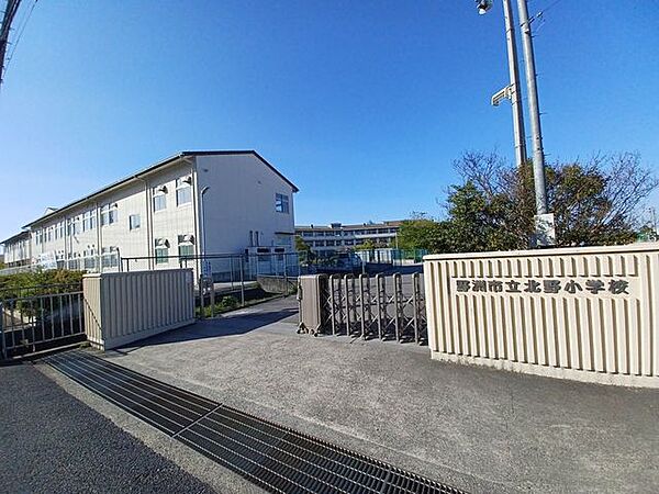 野洲市立北野小学校 870m