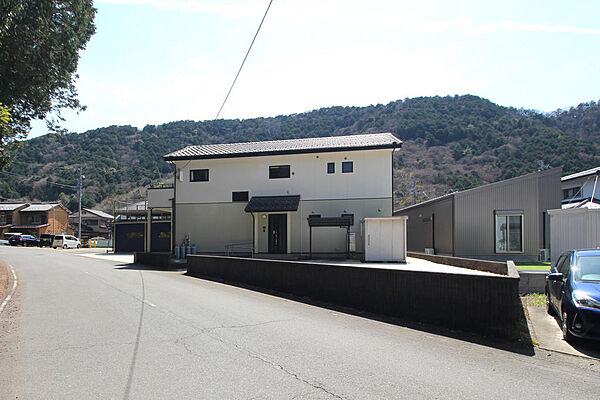 外観：321000076104