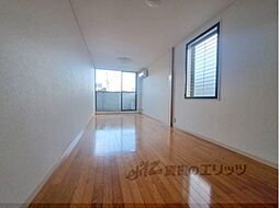 ビーコート 102 1階ワンルームのリビング/ダイニング