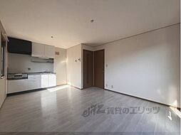 近鉄大阪線 五位堂駅 徒歩10分の賃貸アパート 2階2LDKのリビング/ダイニング