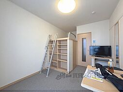 レオパレスヴィルヌーブ大和王寺 4階1Kのリビング/ダイニング