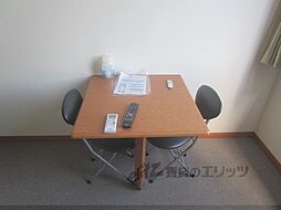 レオパレスエザーンスII 202 2階1Kのリビング/ダイニング