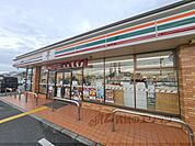セブンイレブン　橿原醍醐町店まで300メートル