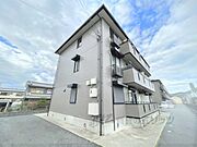 桜井駅より徒歩13分 築25年2ヶ月 3階建の賃貸物件