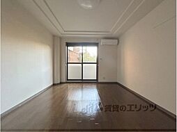 メゾン・ド・プリムベール 102 1階1Kのリビング/ダイニング