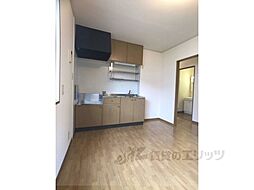 近鉄天理線 天理駅 徒歩18分の賃貸アパート 1階2DKのリビング/ダイニング