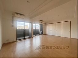 エスリード高田市駅南 501 5階3LDKのリビング/ダイニング