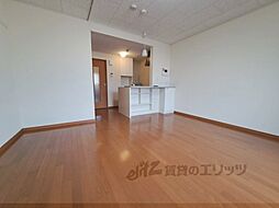 レオパレス南生駒 103 1階ワンルームのリビング/ダイニング