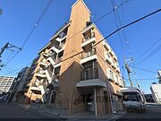 橿原神宮前駅より徒歩3分 築37年7ヶ月 7階建の賃貸物件