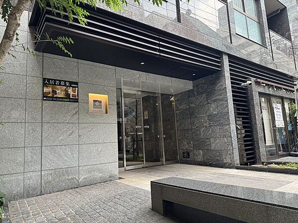 マンションエントランス