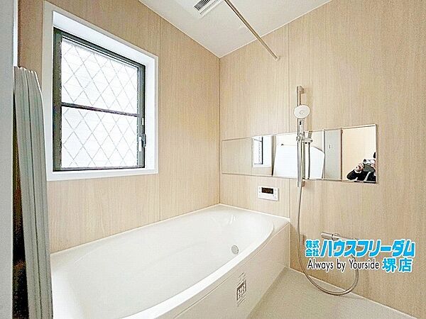 一日の疲れを癒すバスルームです♪