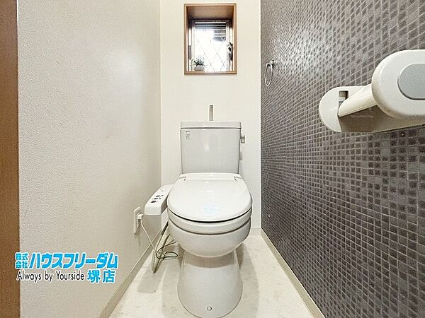 白で統一された空間で清潔な印象を与えてくれます♪